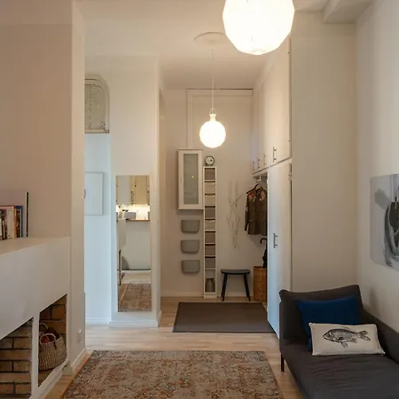 Apartment Luxury Design Gem In Center With Sauna And Workspace *
